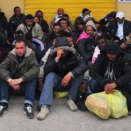 Lampedusa al collasso. Occupato il Municipio. Rischio emergenza sanitaria