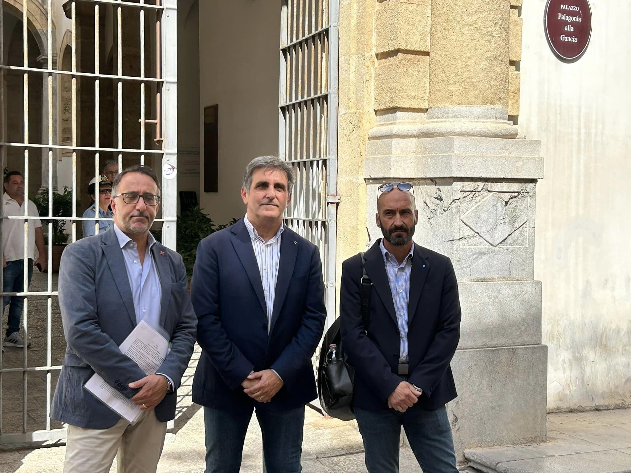 Comune di Palermo, il sindaco si nega al confronto